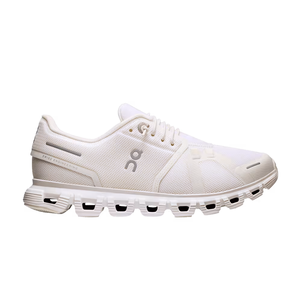 ON Women's Cloud 6 Triple White