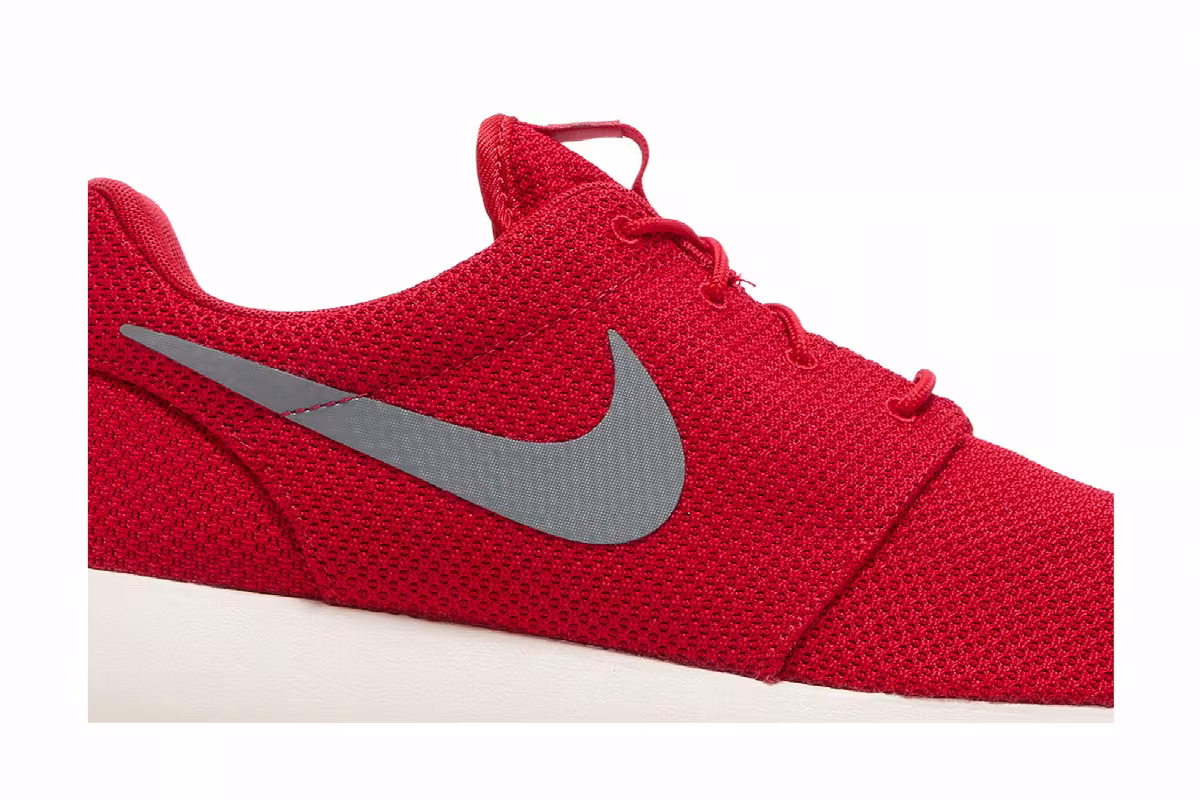 Nike Roshe One Sport Red, view 3
