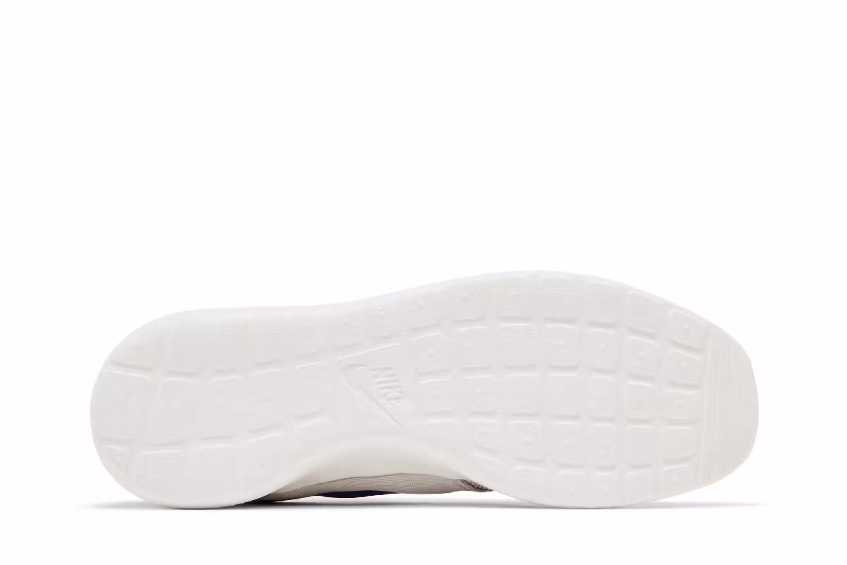 Nike Roshe One Desert Sand Violet, view 5