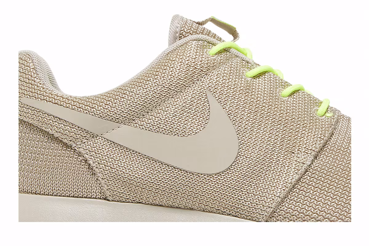 Nike Rosherun, view 3