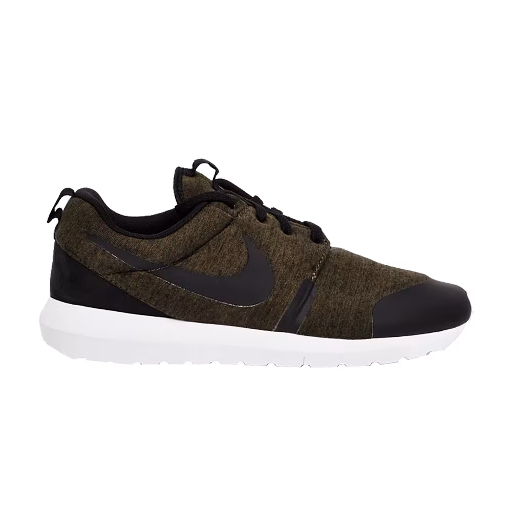 Nike Roshe One Tech Pack