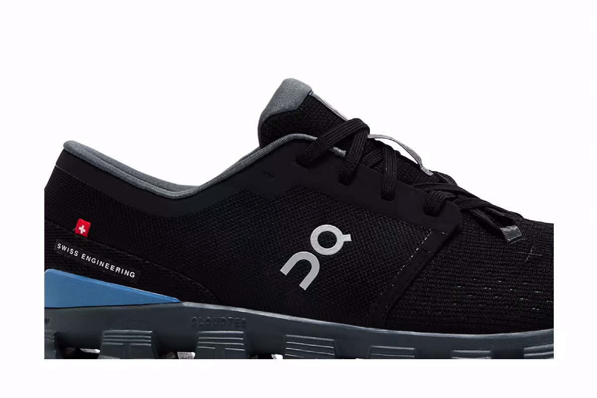 ON Cloud X 4 Black Chambray, view 3