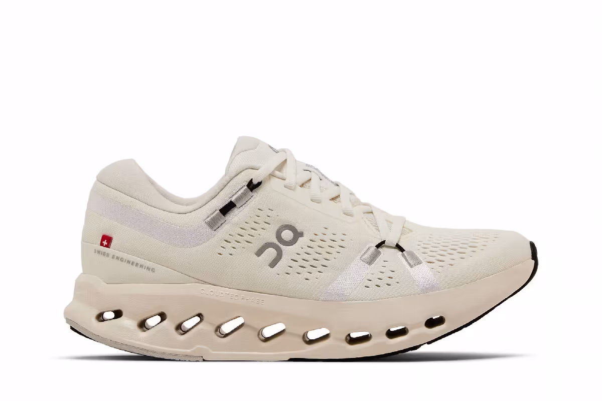 ON Women's Cloudsurfer 2 Ivory, view 2