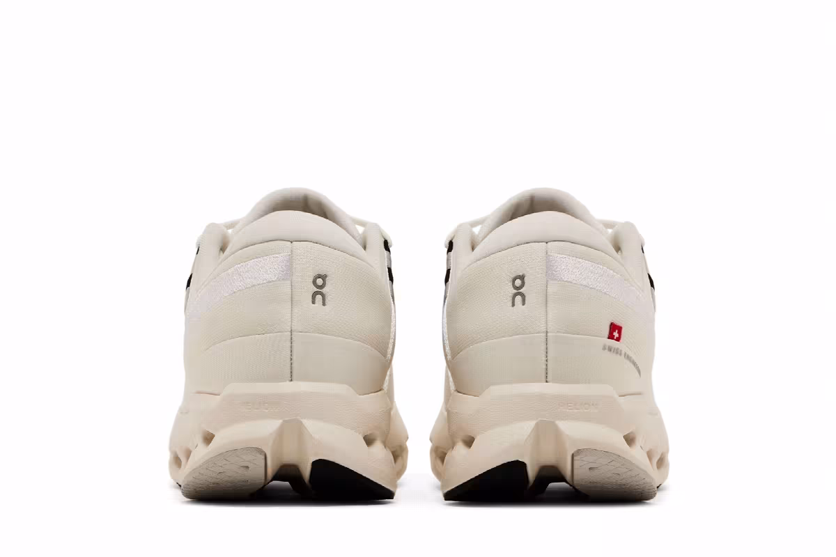 ON Women's Cloudsurfer 2 Ivory, view 7