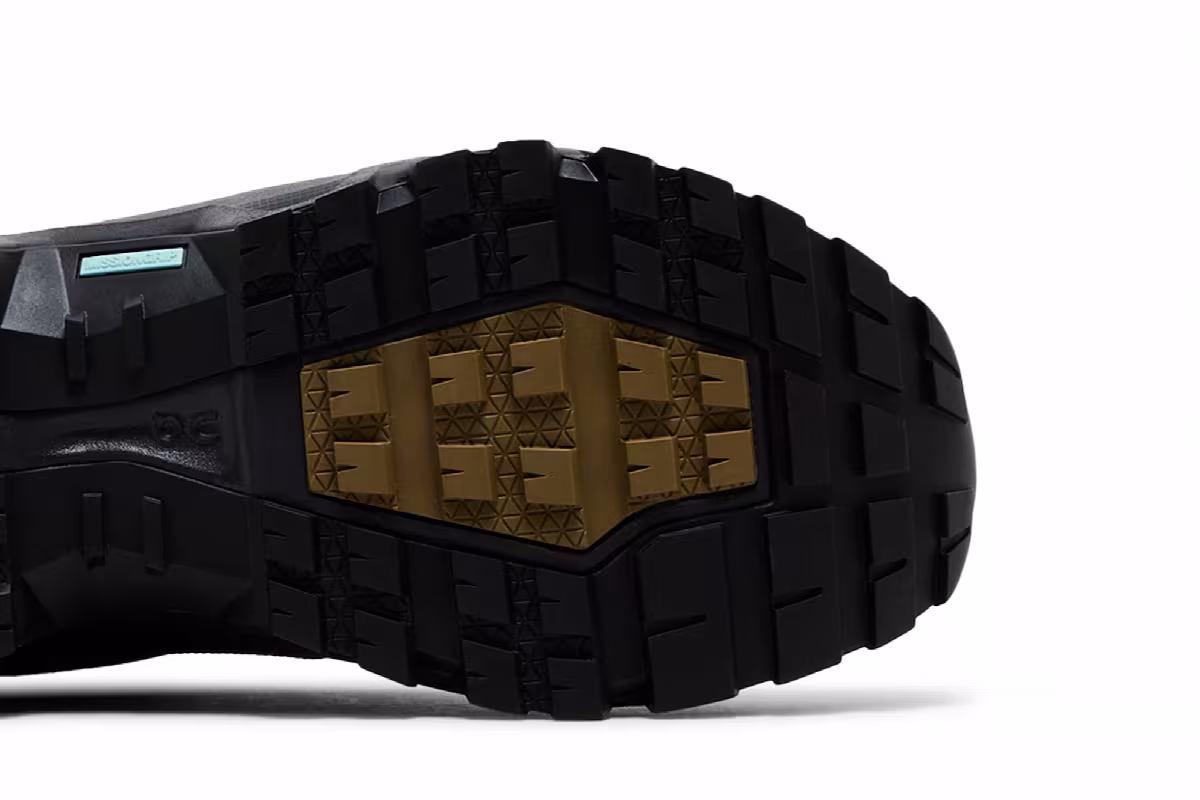 ON Cloudrock Waterproof Hunter Black, view 6