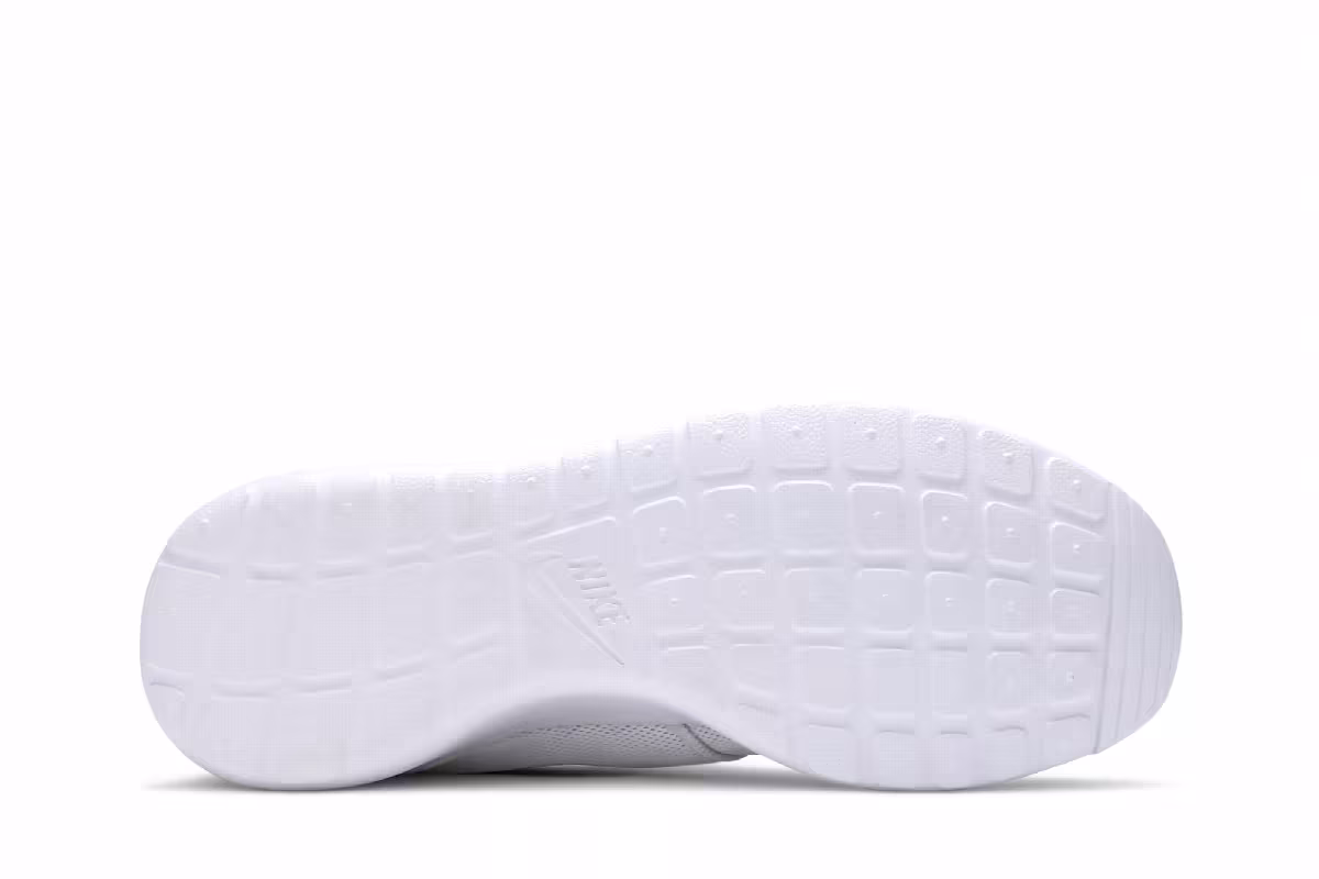 Nike Women's Roshe One White Black, view 5