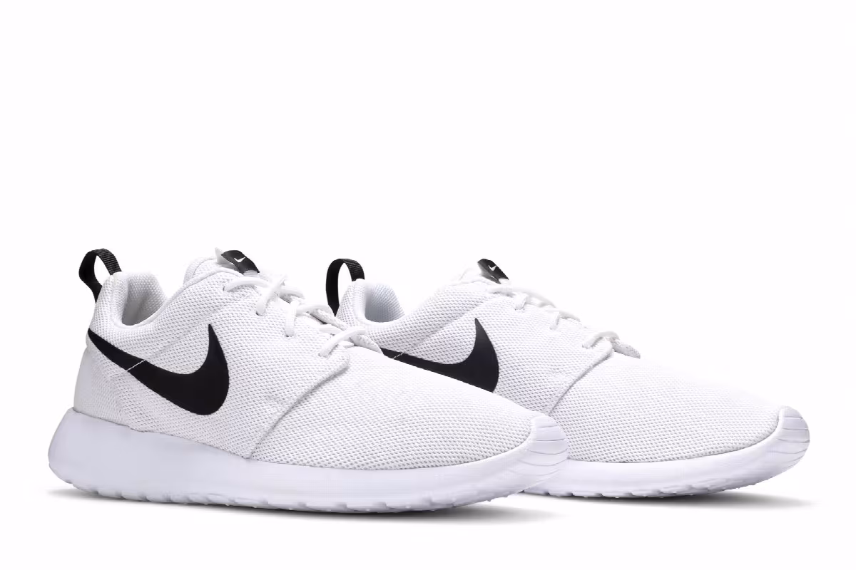 Nike Women's Roshe One White Black, view 9