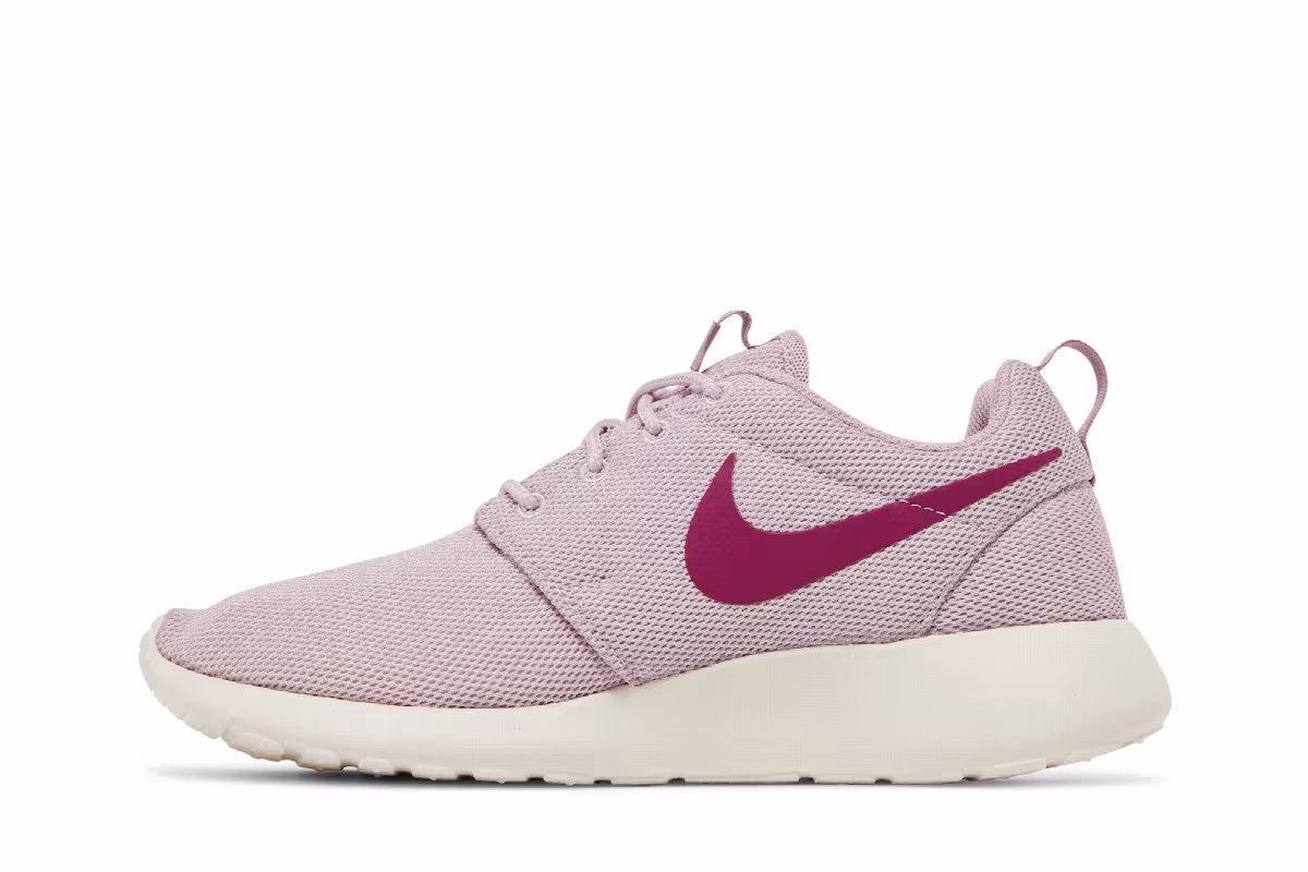 Nike Women's Roshe One Plum Chalk, view 4