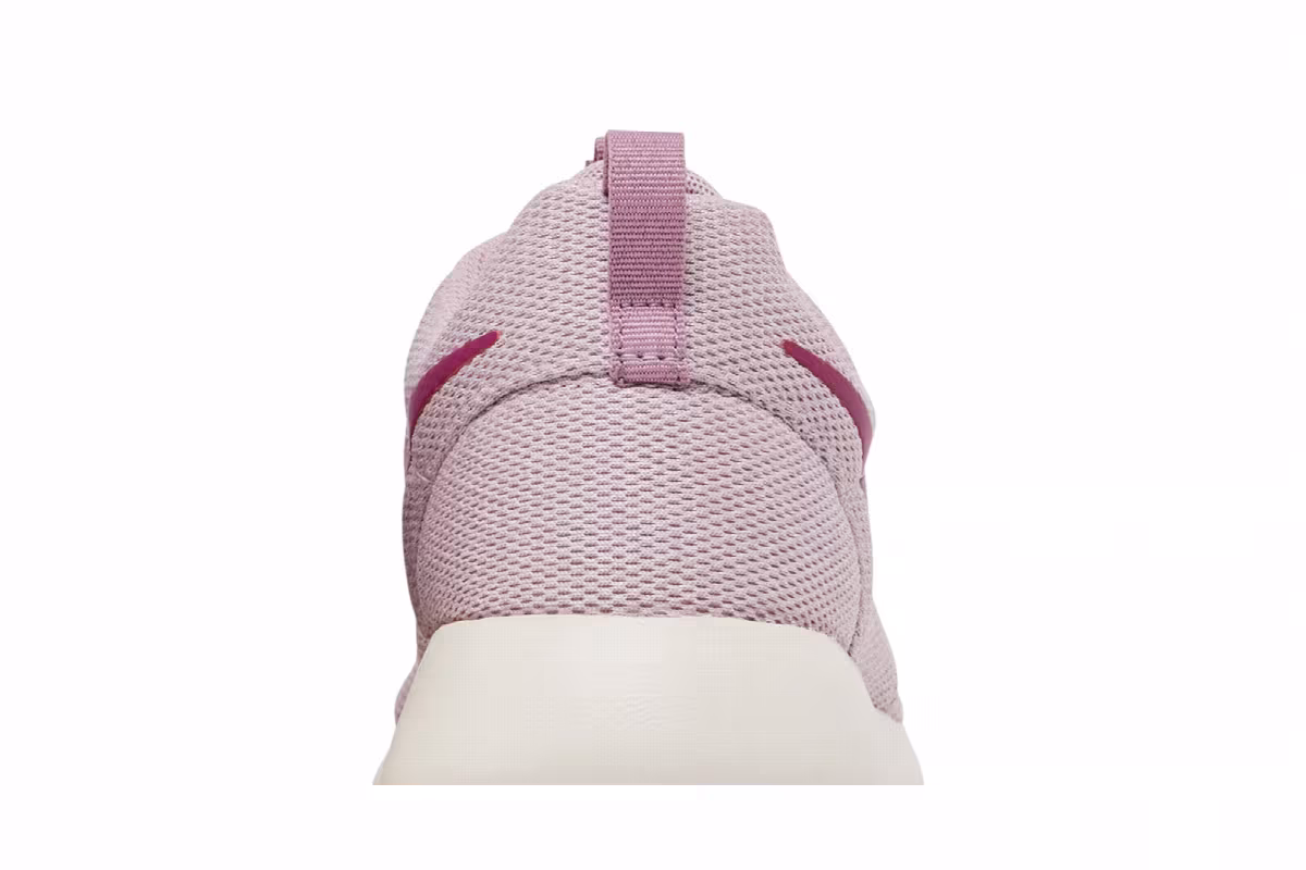 Nike Women's Roshe One Plum Chalk, view 8