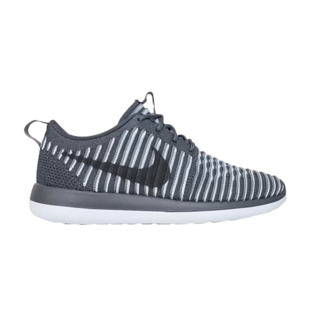 Nike Women's Roshe Two Flyknit Dark Grey