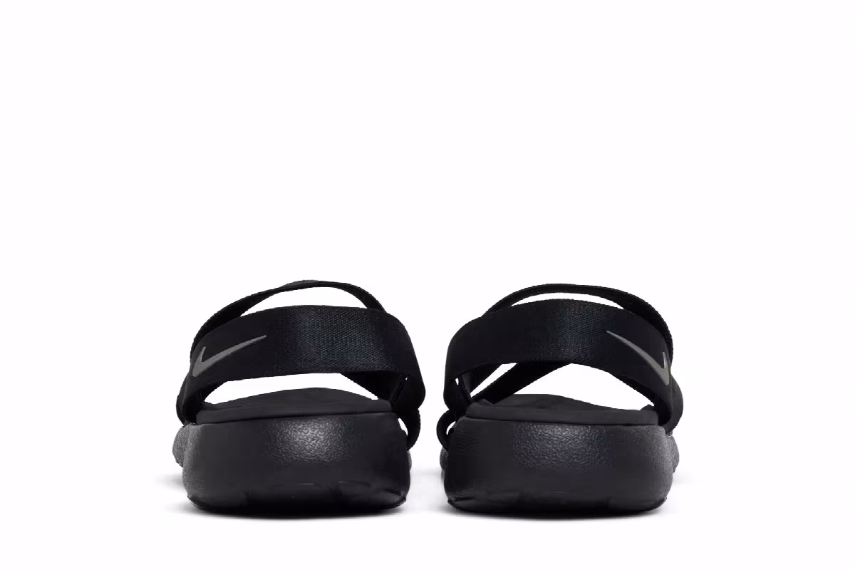 Nike Women's Roshe One Sandal Black, view 7