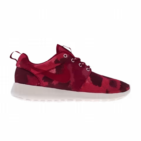 Nike Wmns Roshe Run Print 'Fusion Red Camo'