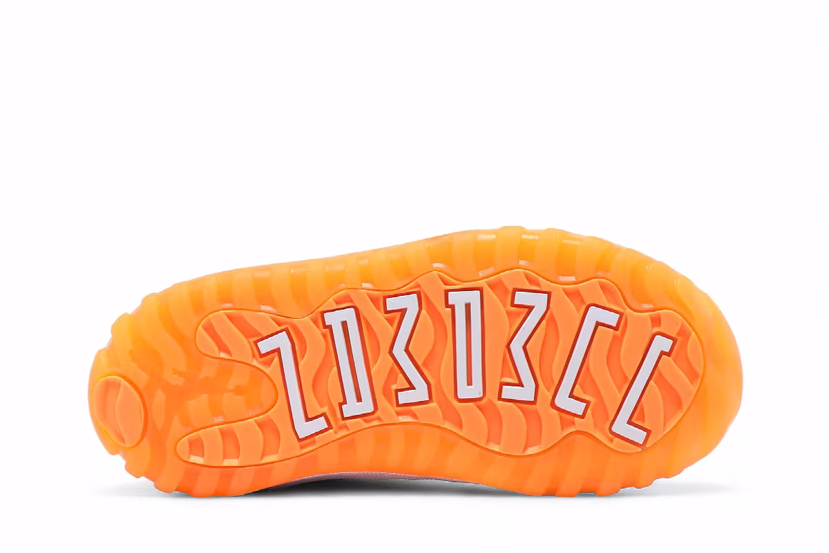 Air Jordan 11 Low TD Bright Citrus, view 5