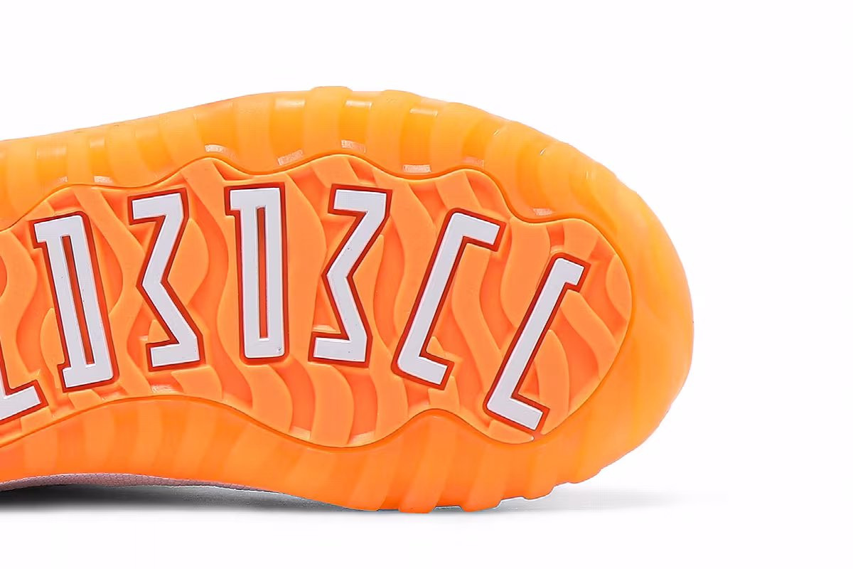 Air Jordan 11 Low TD Bright Citrus, view 6