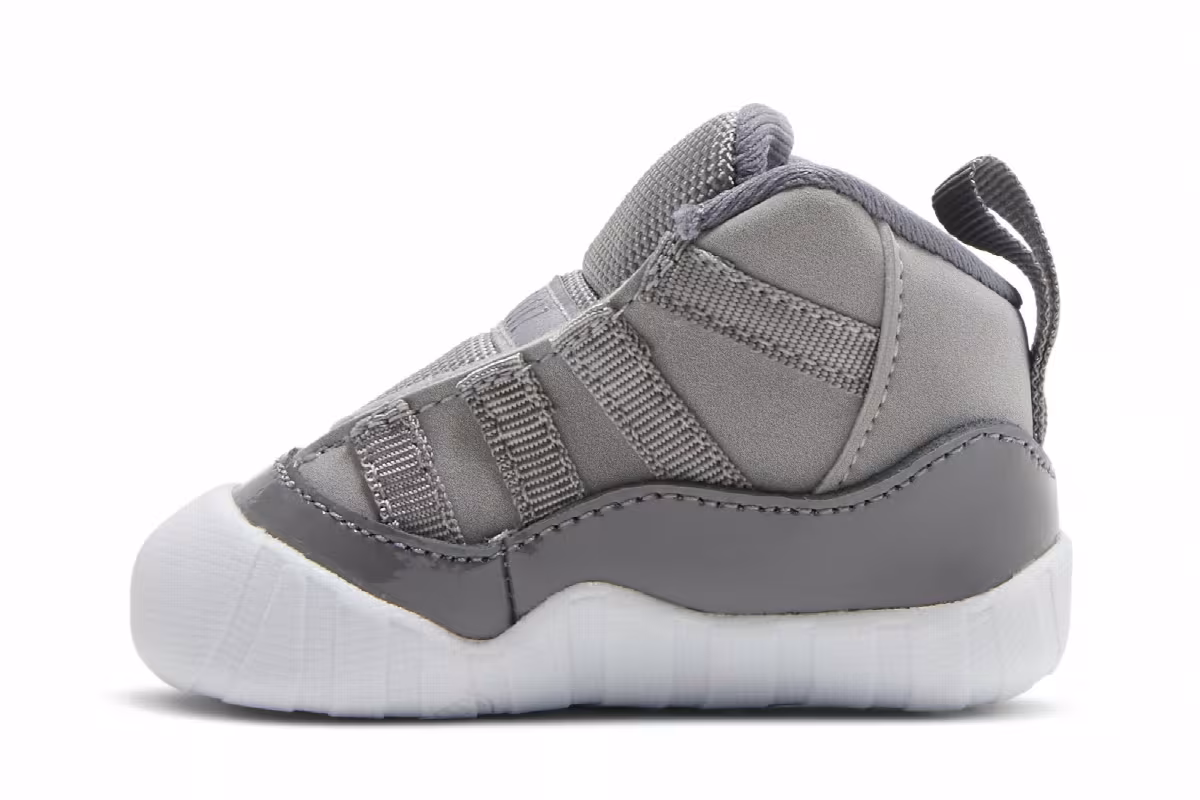 Air Jordan 11 CB Cool Grey 2021, view 4