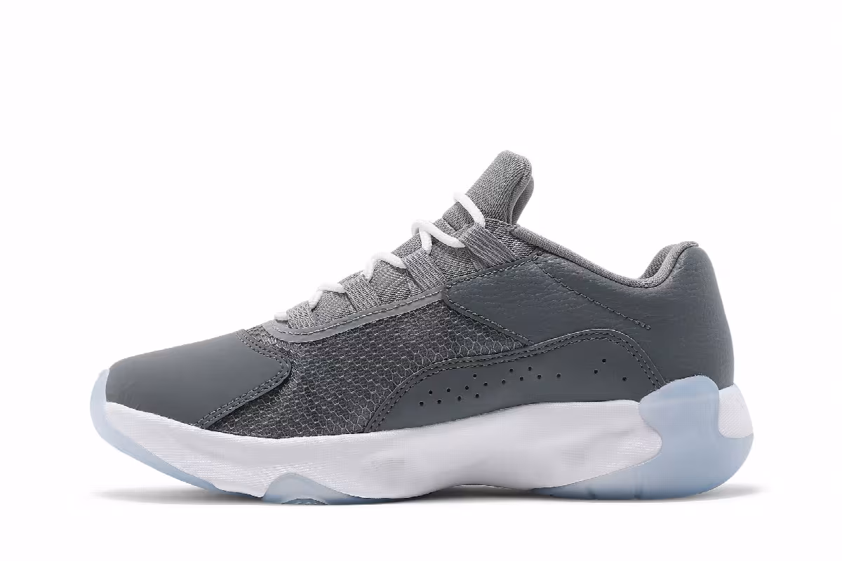 Air Jordan 11 CMFT Low GS Cool Grey, view 4