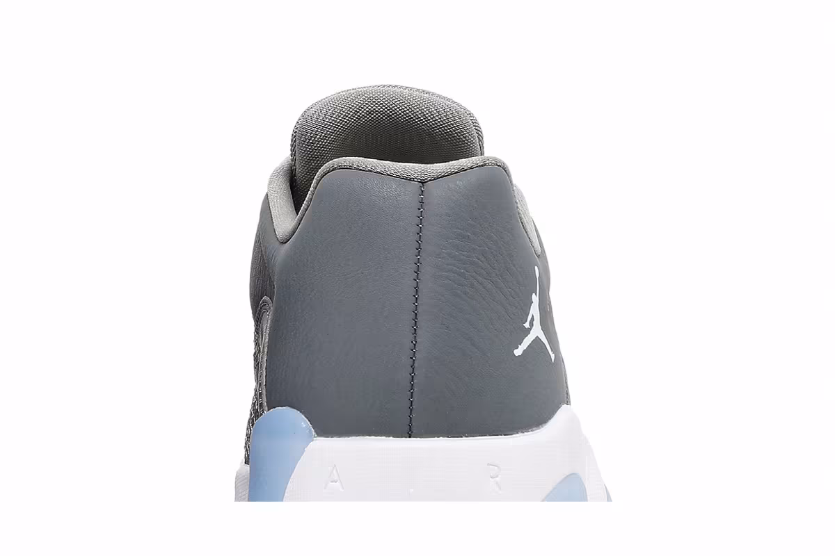 Air Jordan 11 CMFT Low Cool Grey, view 8