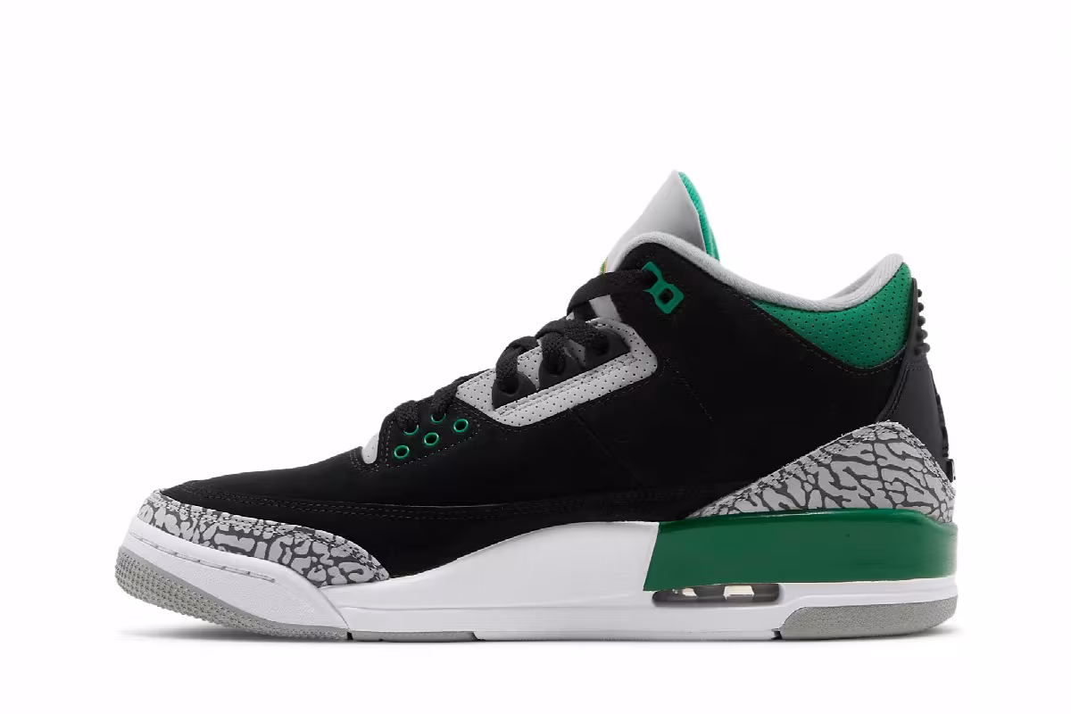 Air Jordan 3 Pine Green, view 4