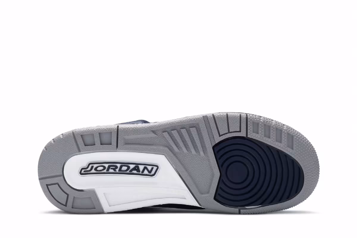 Air Jordan 3 GS Georgetown, view 5