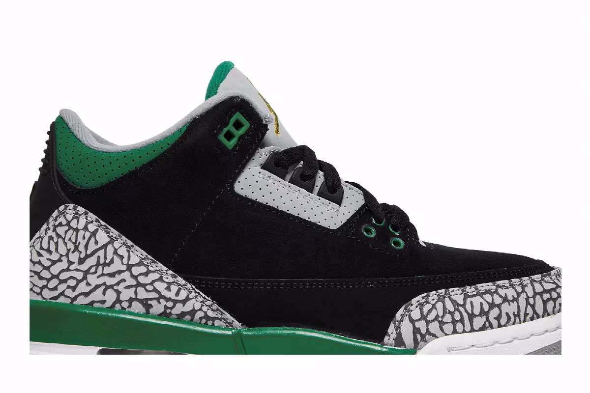 Air Jordan 3 GS Pine Green, view 3
