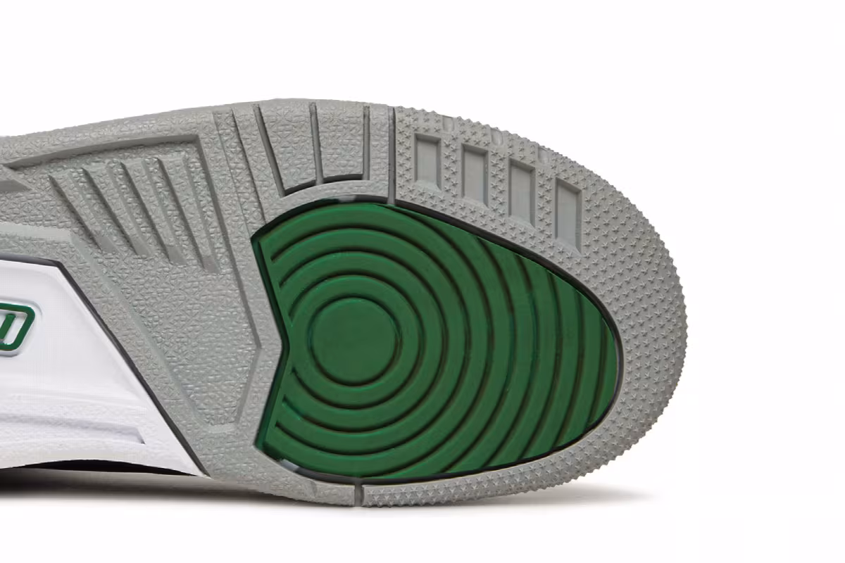 Air Jordan 3 GS Pine Green, view 6