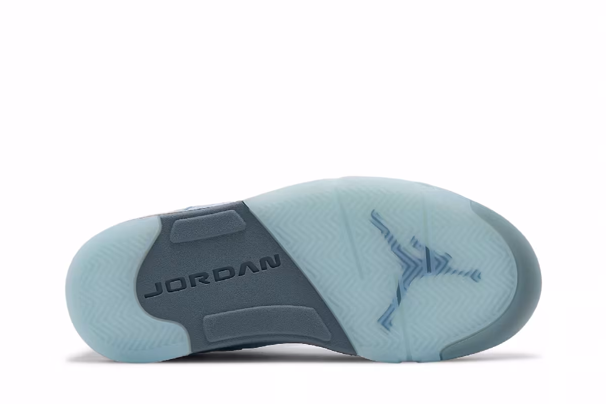 Women's Air Jordan 5 Blue Bird, view 5