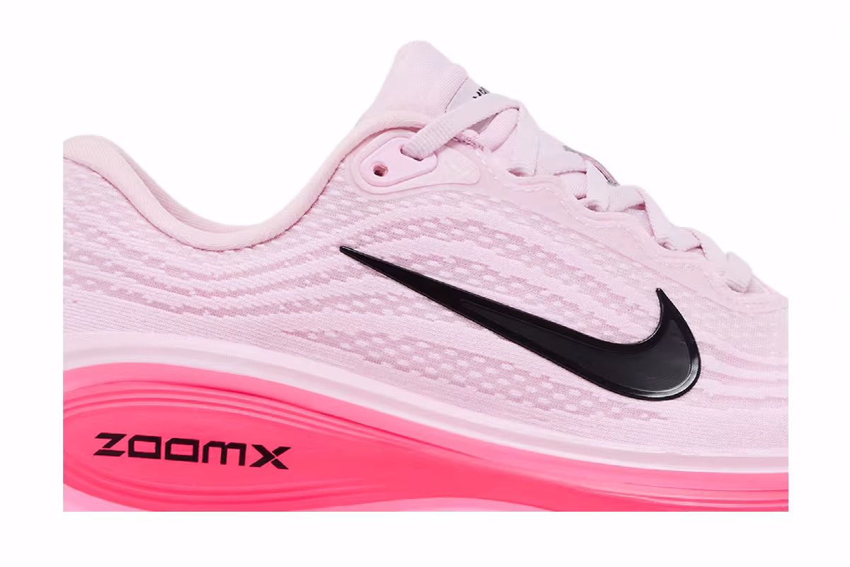 Nike Vomero Plus Pink Foam/Hyper Pink/Pink Beam/Black, view 3