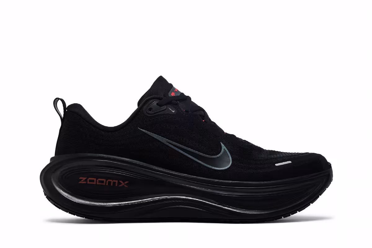 Nike Vomero Plus Bred, view 2