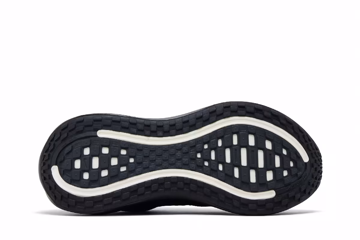 Nike Women's Vomero Plus Black Metallic Dark Grey, view 5