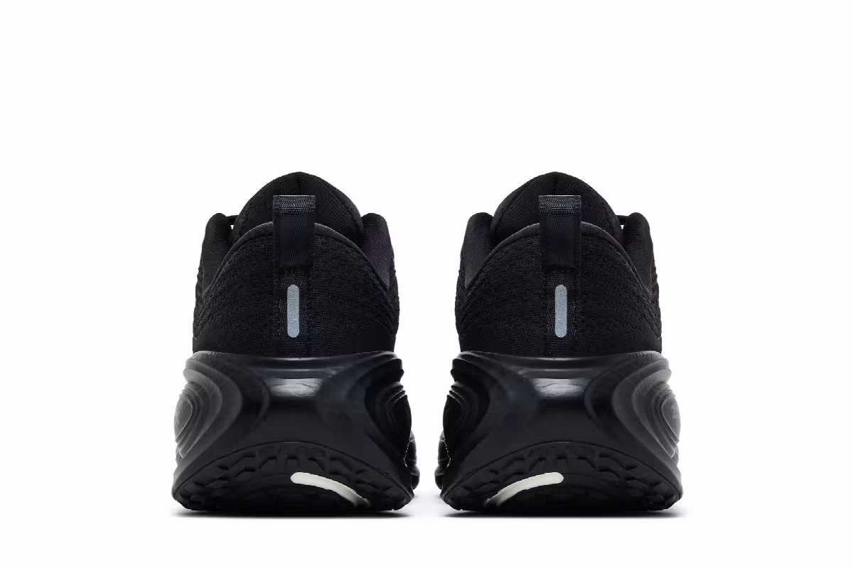 Nike Women's Vomero Plus Black Metallic Dark Grey, view 7