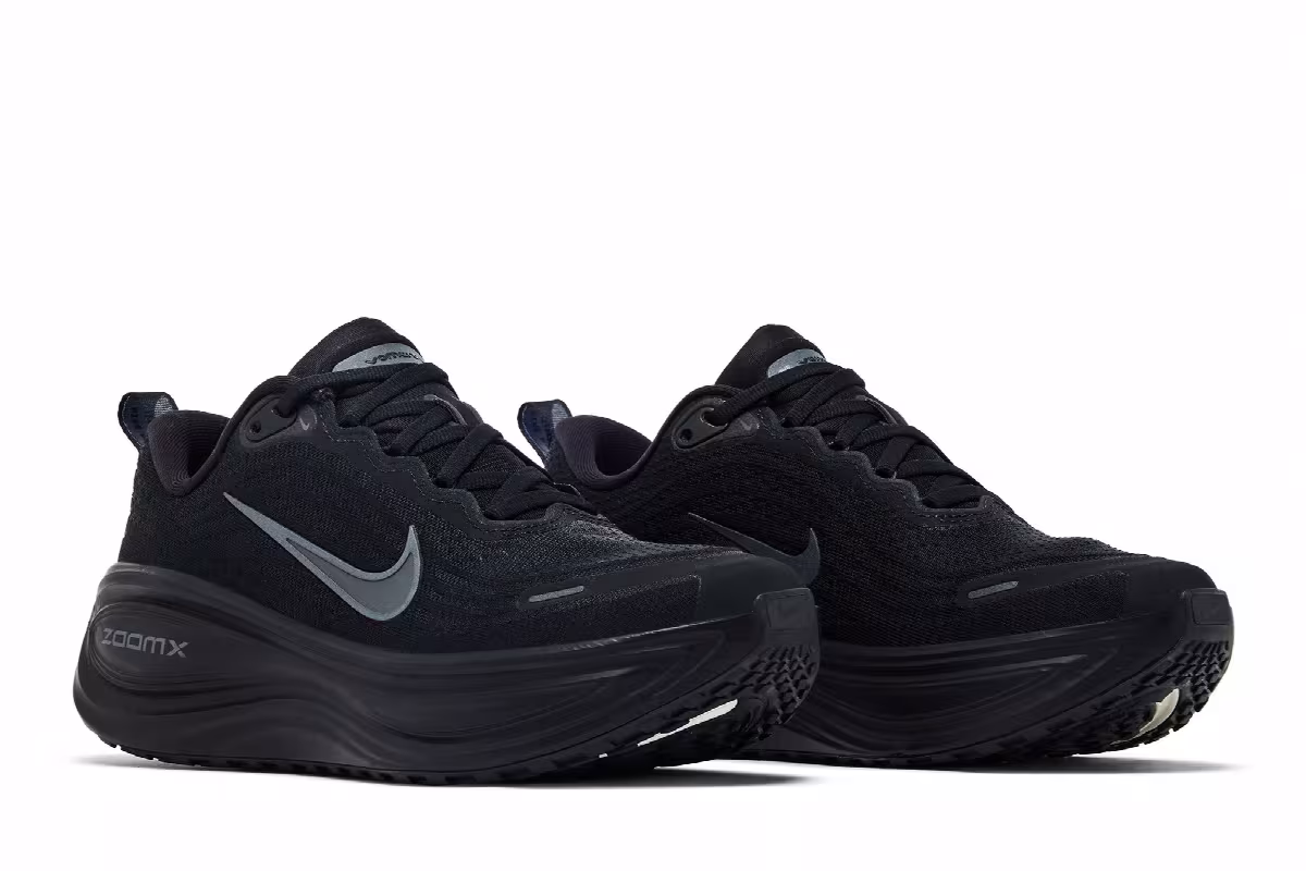 Nike Women's Vomero Plus Black Metallic Dark Grey, view 9