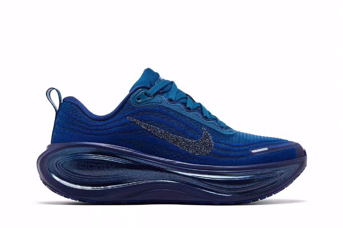Swarovski x Nike Women's Vomero Plus Blue Force, view 2