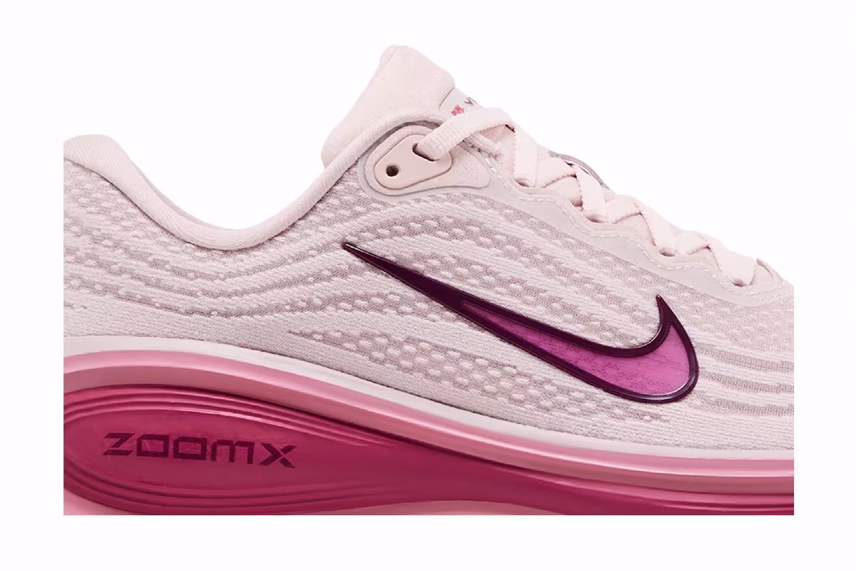 Nike Women's Vomero Plus Silt Red Sweet Beet, view 3