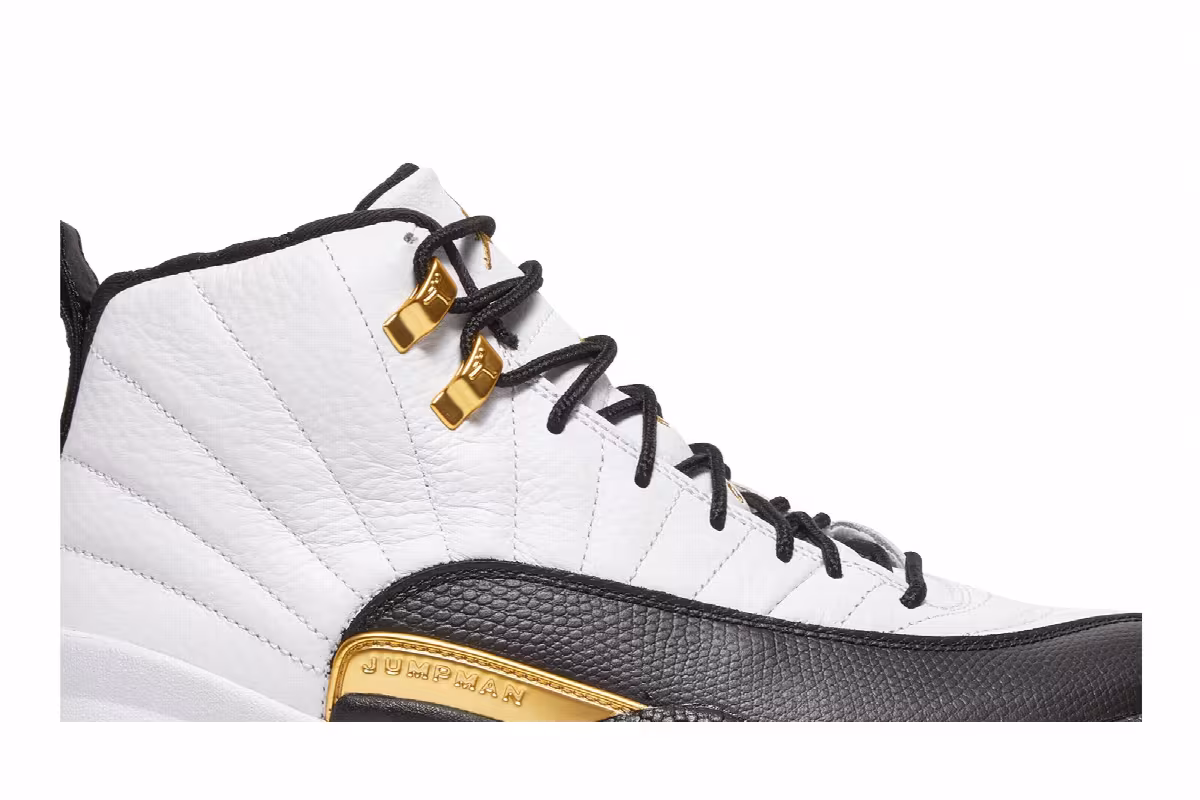 Air Jordan 12 Royalty, view 3