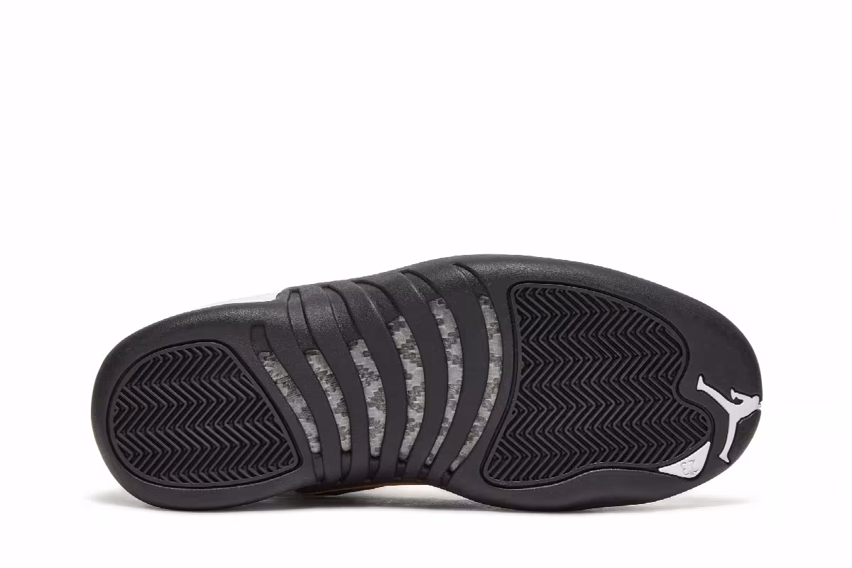 Air Jordan 12 Royalty, view 5