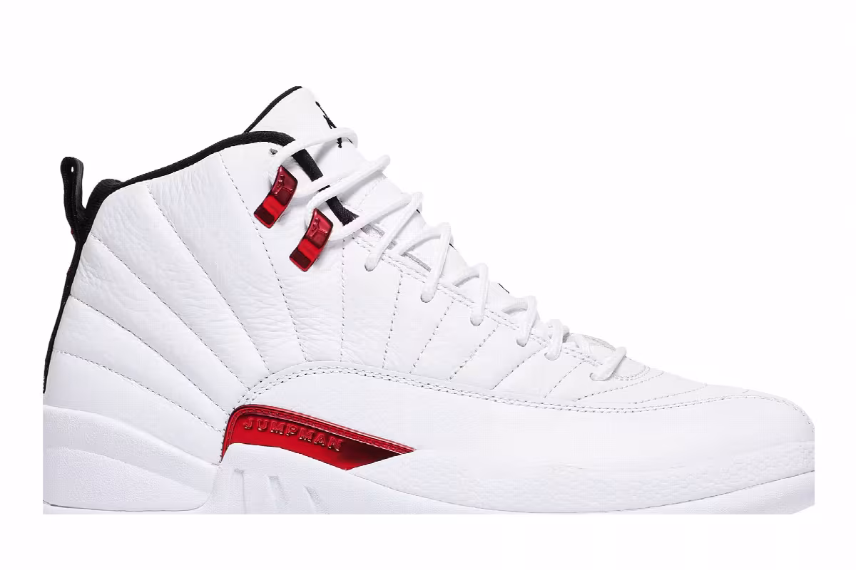 Air Jordan 12 Twist, view 3