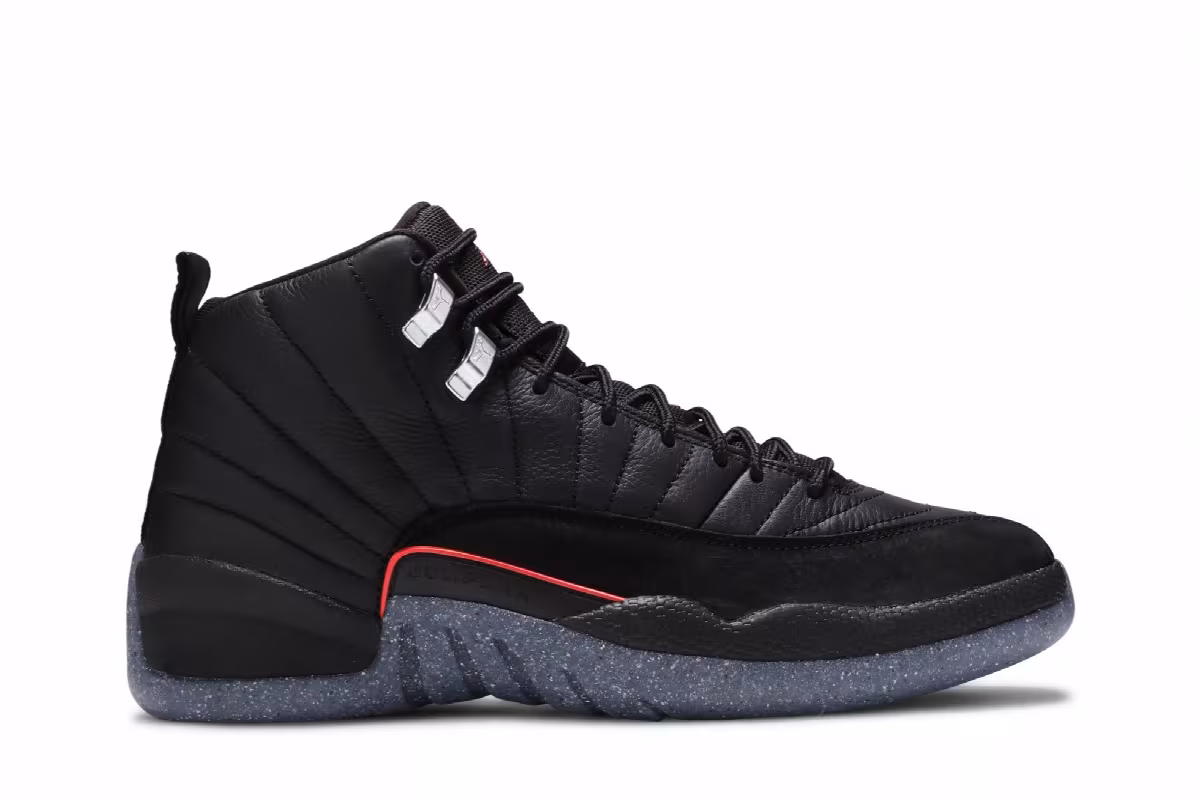 Air Jordan 12 Utility Grind, view 2