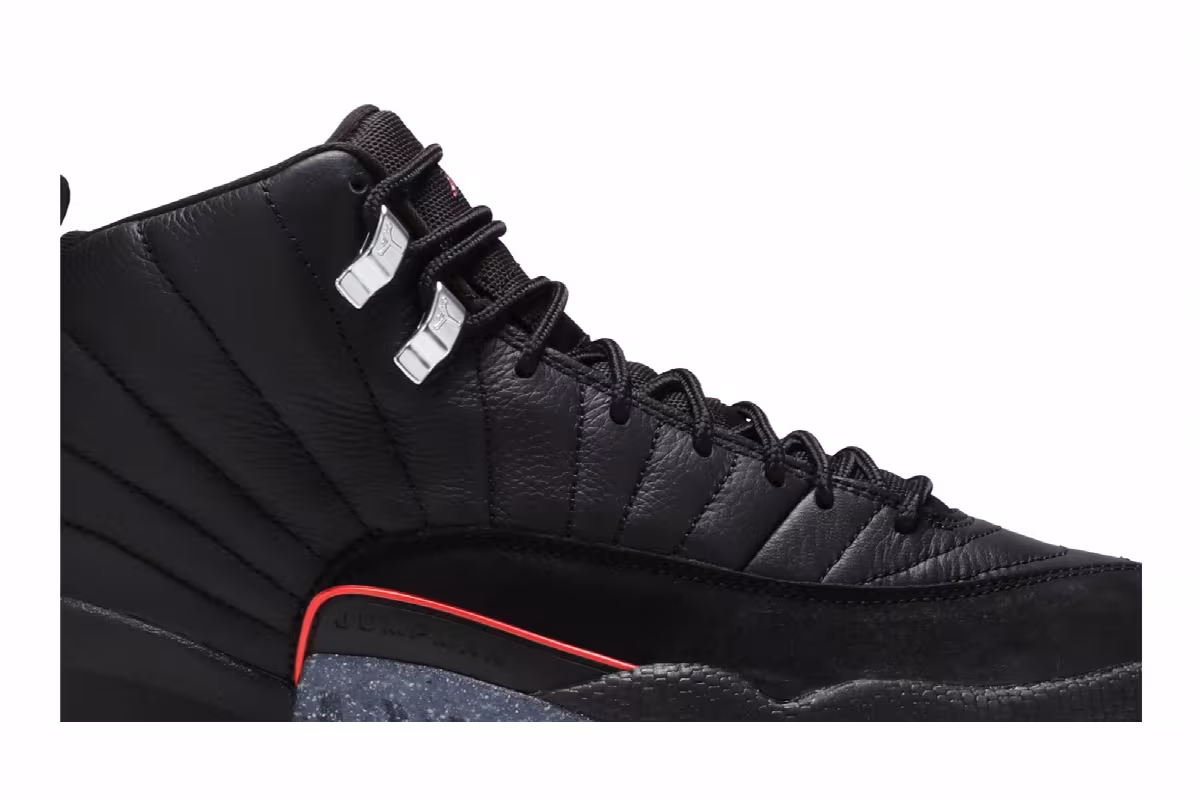 Air Jordan 12 Utility Grind, view 3