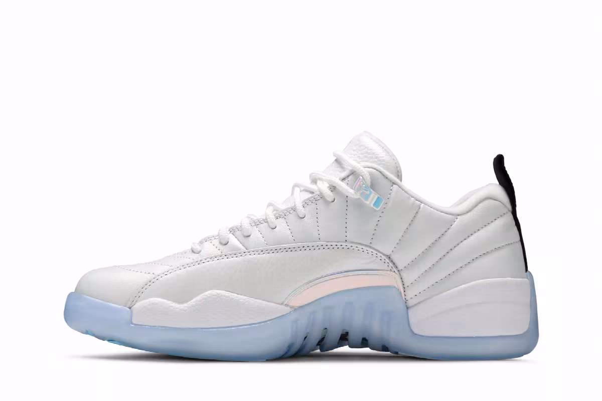 Air Jordan 12 Low Easter, view 4