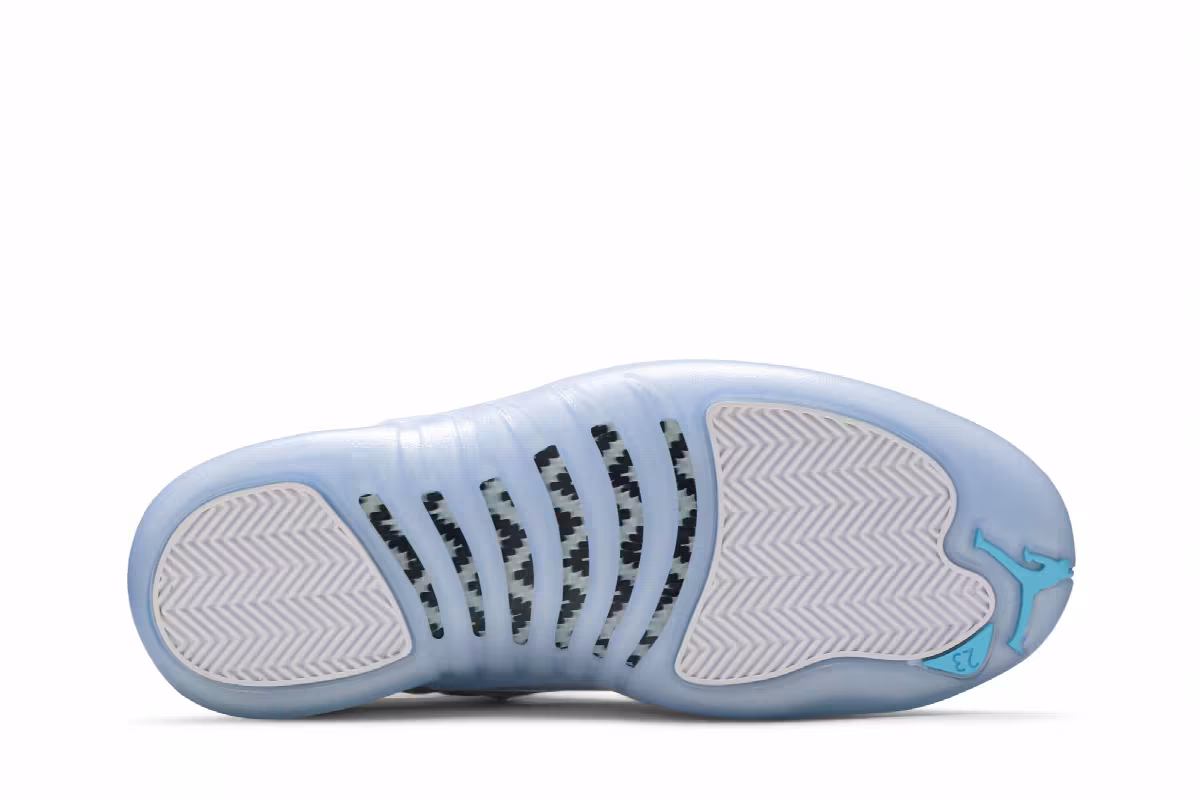 Air Jordan 12 Low Easter, view 5