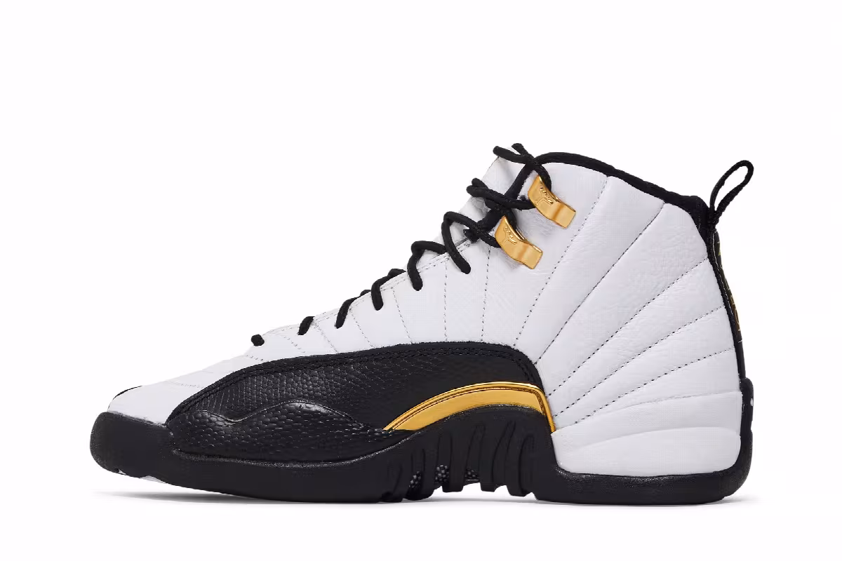 Air Jordan 12 GS Royalty, view 4