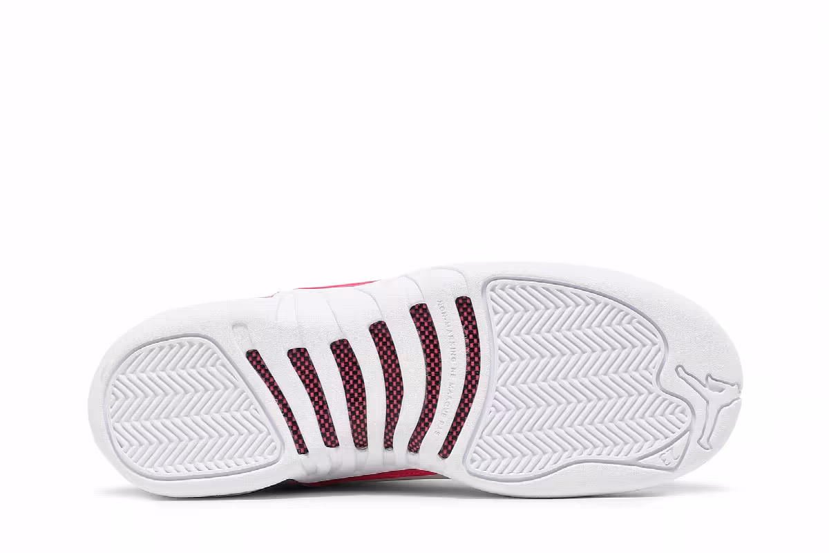 Air Jordan 12 GS Arctic Pink, view 5