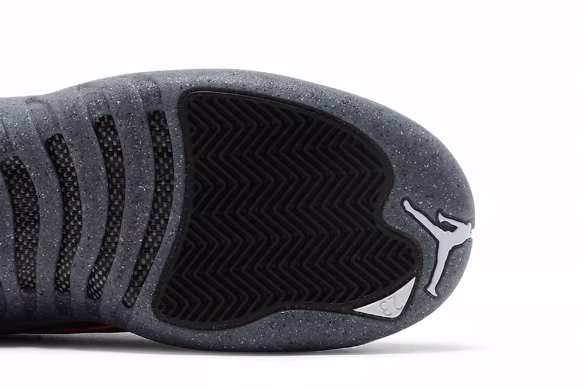 Air Jordan 12 Utility GS Grind, view 6