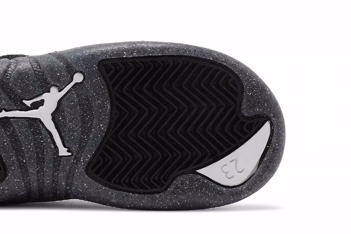 Air Jordan 12 Utility TD Grind, view 6