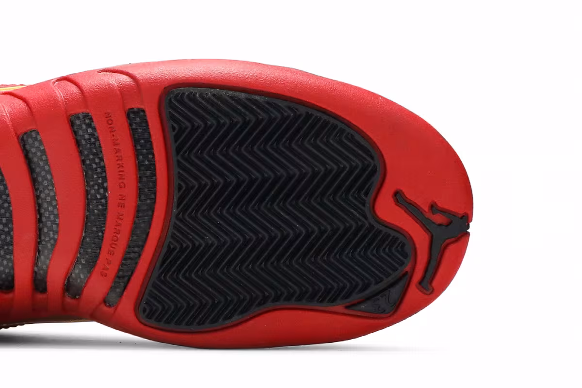 Air Jordan 12 Low SE GS Super Bowl, view 6