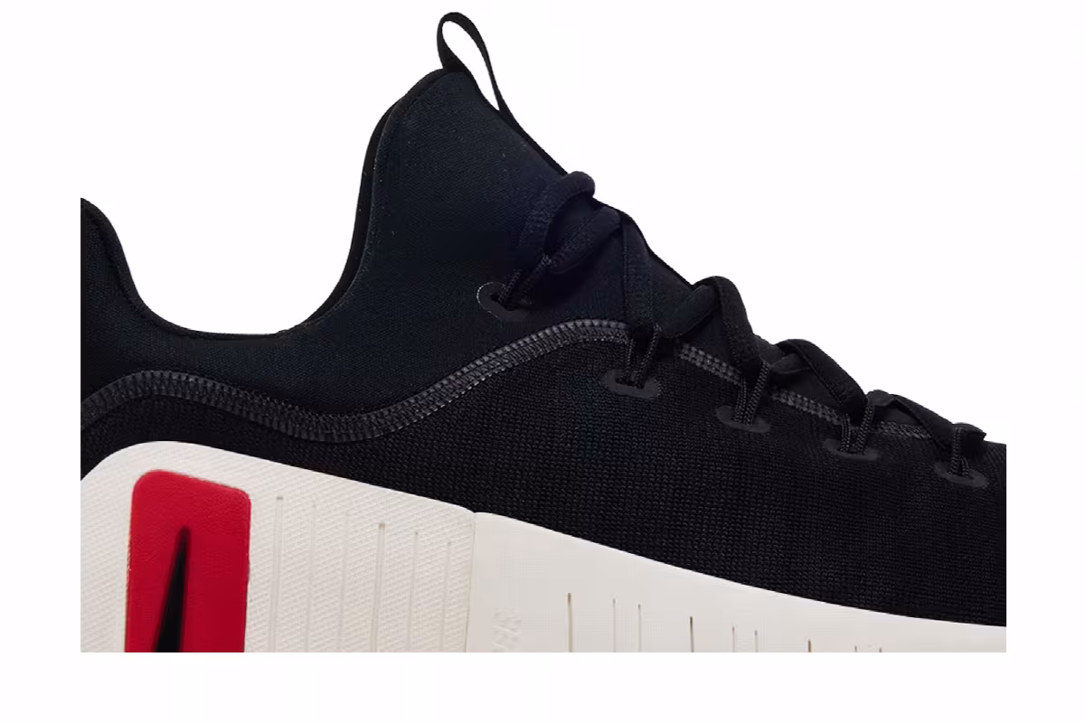 Nike Free Metcon 6 Black University Red, view 3