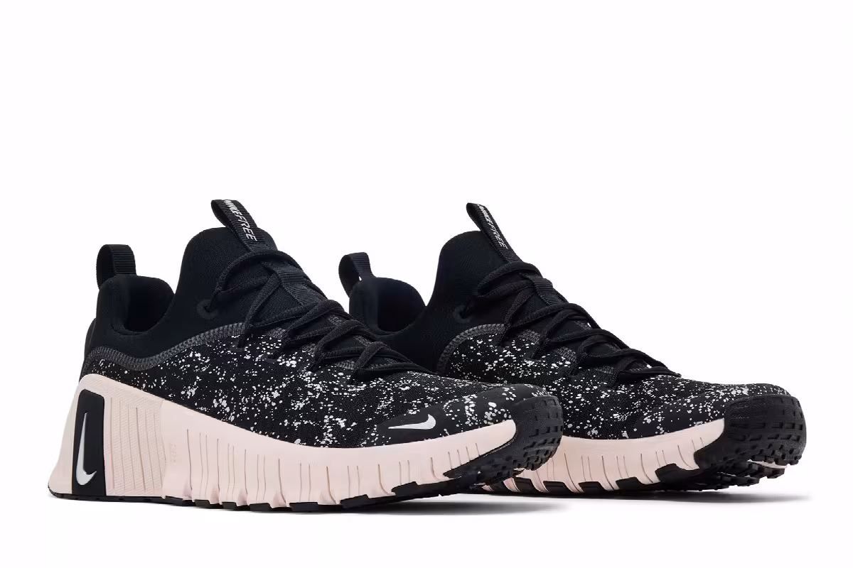 Nike Women's Free Metcon 6 SE Black Metallic Silver, view 9