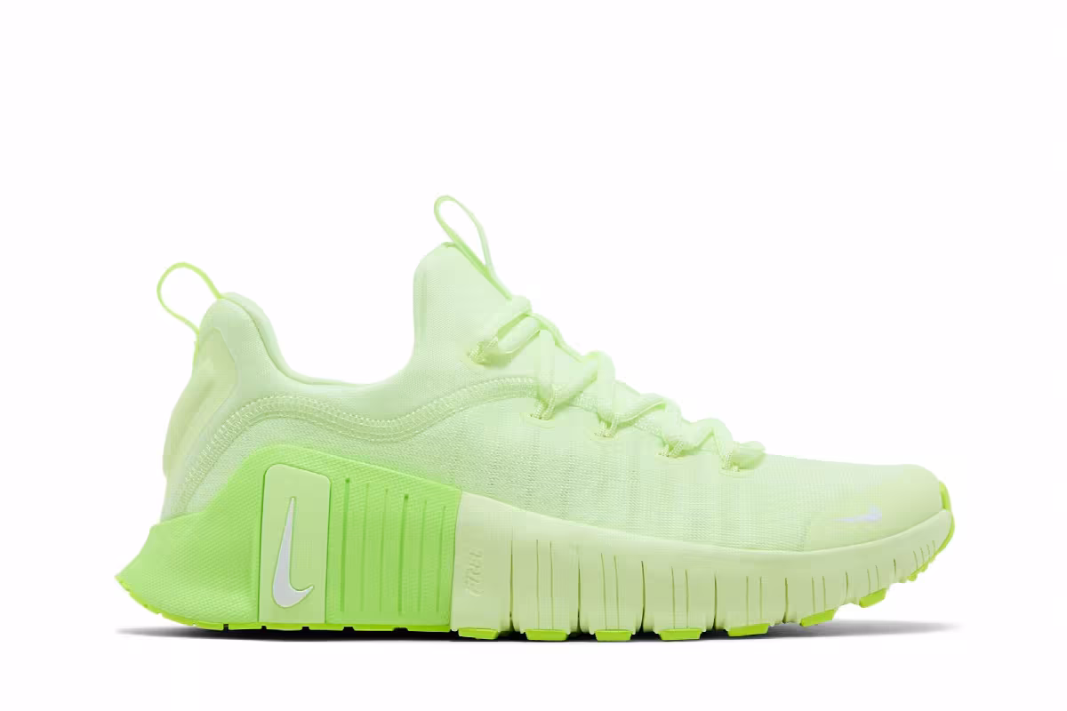 Nike Women's Free Metcon 6 Volt, view 2