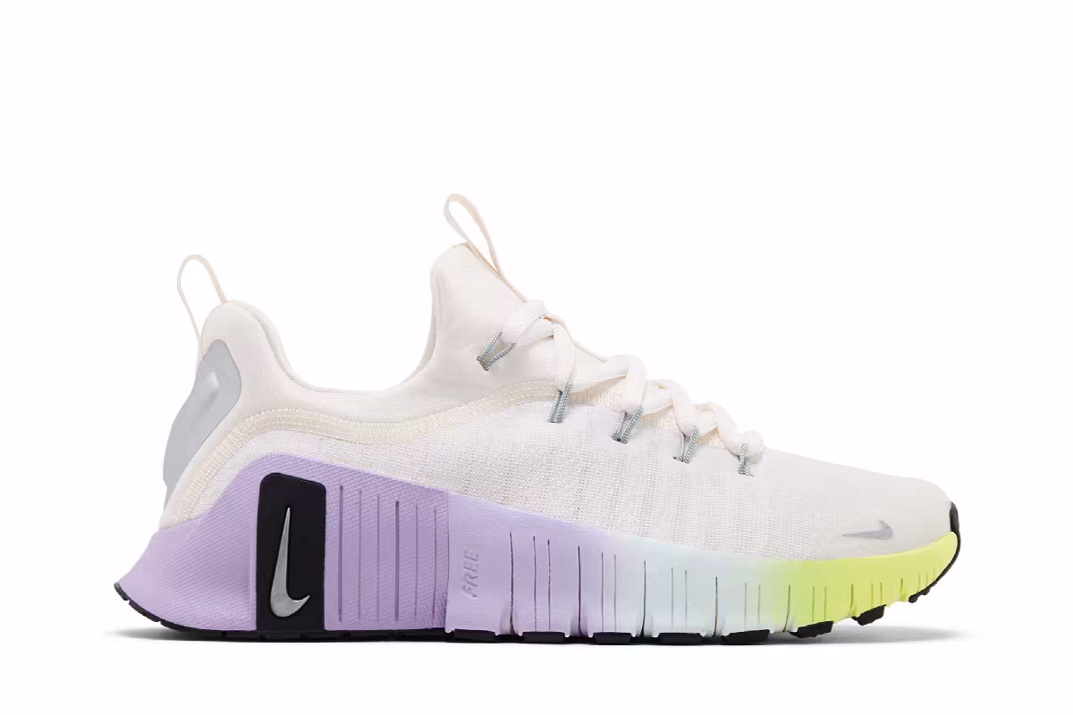 Nike Women's Free Metcon 6 SE Mood Ring Pack, view 2