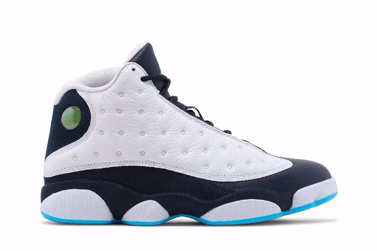 Air Jordan 13 Obsidian, view 2